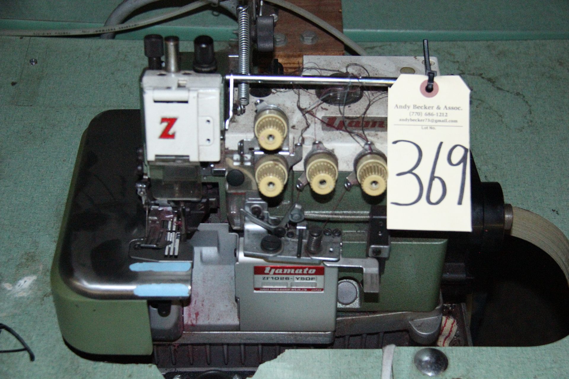 Yamato ZF-1026 4-Thread Mock Safety Stitch Sewing Machine - Image 2 of 5