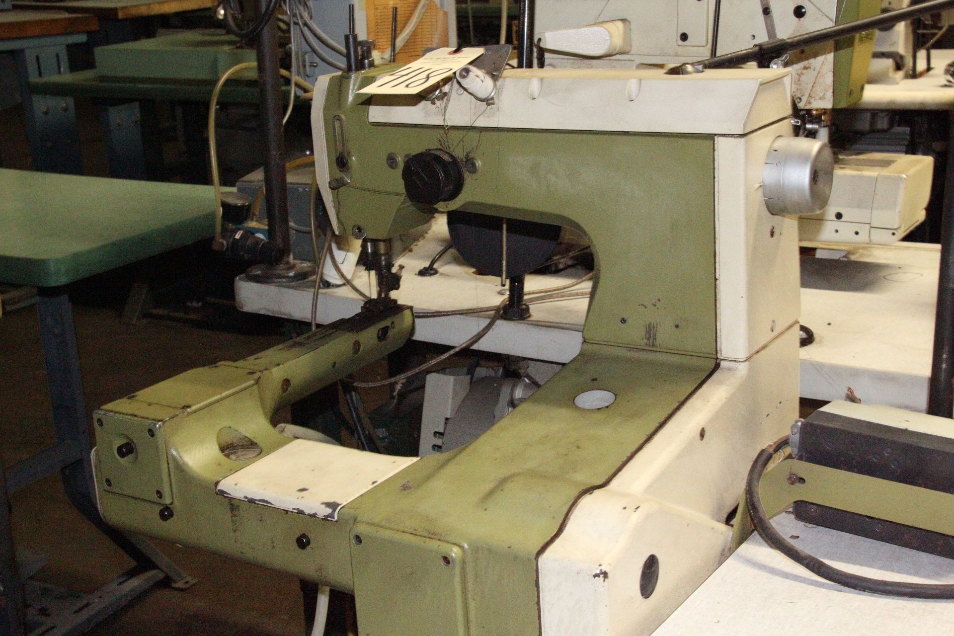 Rimoldi 184-00-2CA-11 Off-the-Arm Chainstitch Sewing Machine - Image 3 of 4