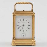 Reloj de viaje frances firmado C. H Oudin, 52 Palais Royall Paris,Finales del Siglo XIX -XX.