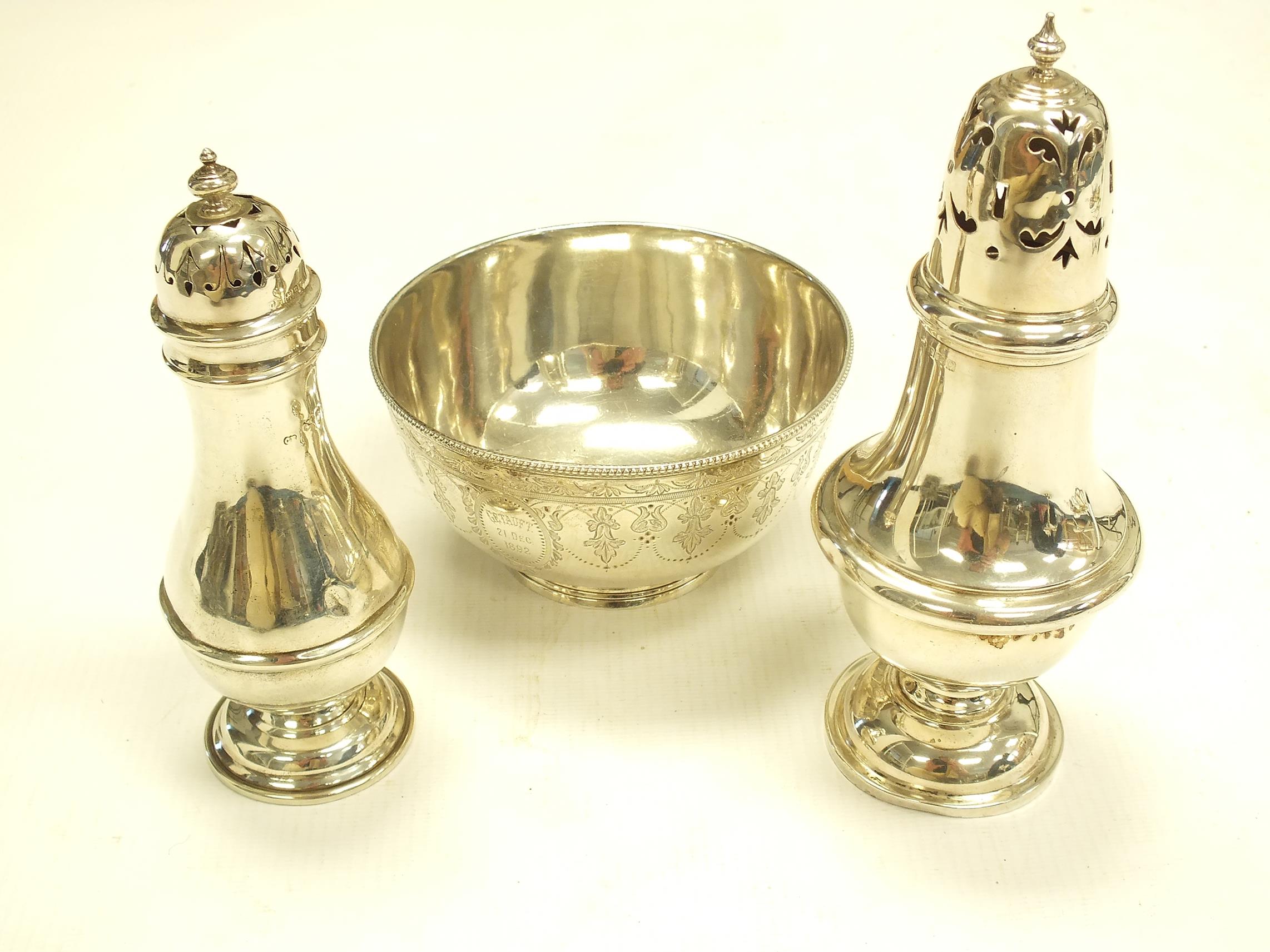 A Victorian silver sugar bowl by the Goldsmiths Alliance Ltd, London 1891, decorated with foliate