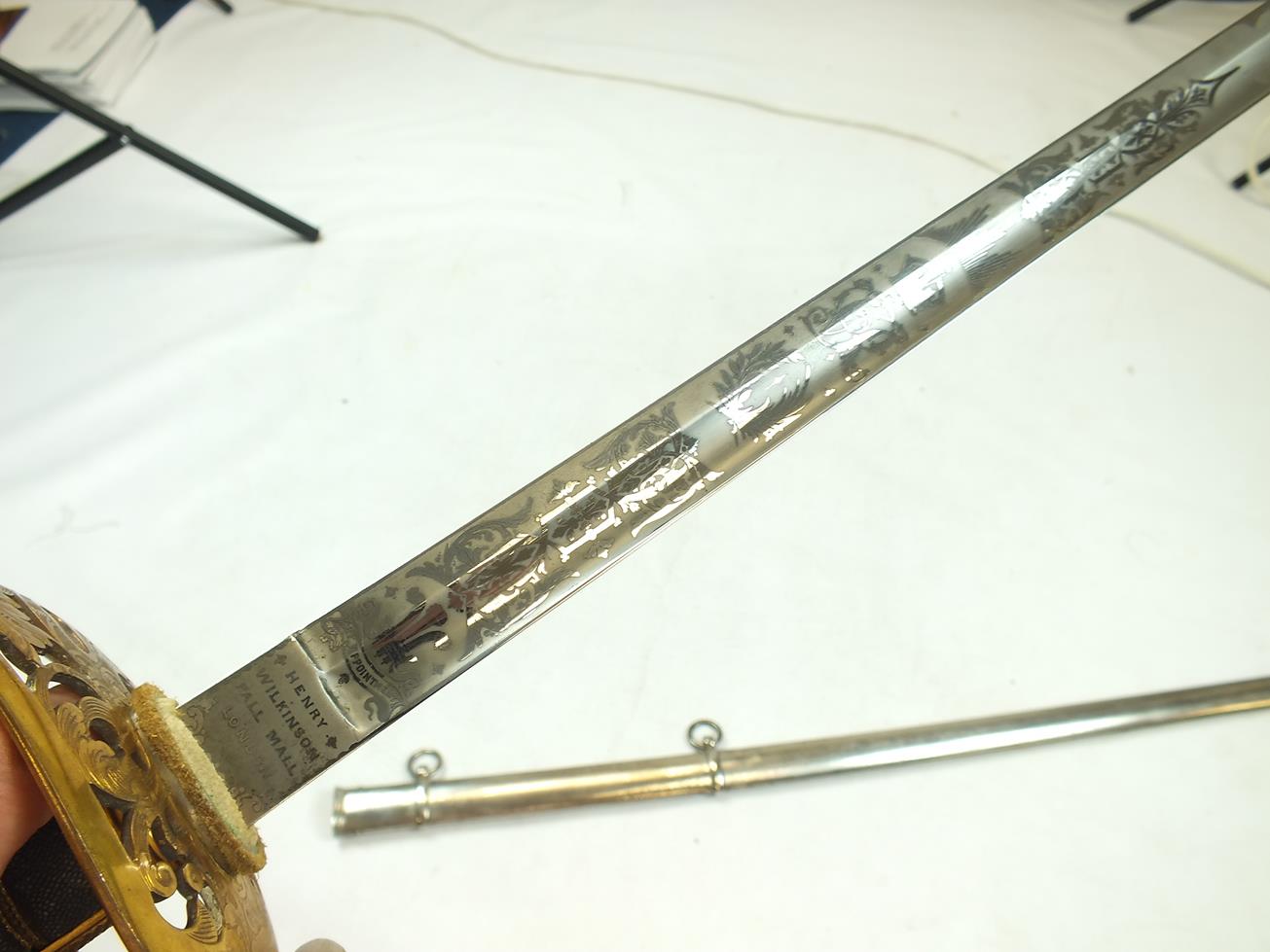 A SCARCE AND GOOD EXAMPLE OF THE ROYAL MILITARY ACADEMY PRESENTATION SWORD, 83.5cm pristine blade by - Image 4 of 16