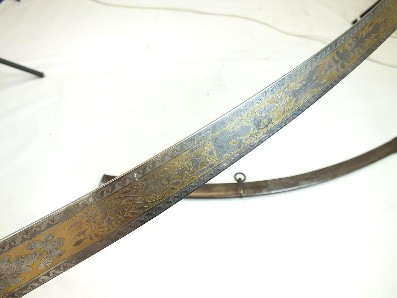 A FINE LIGHT WEIGHT 1796 PATTERN CAVALRY OFFICER'S SWORD, 75.5cm blade finely frost etched and - Image 5 of 16