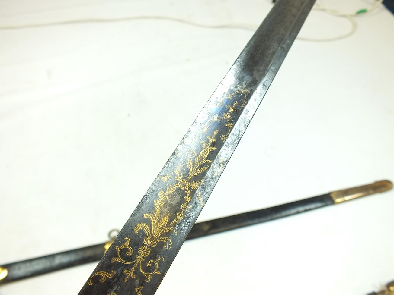 A 1796 PATTERN HEAVY CAVALRY OFFICER'S DRESS SWORD, 87.5cm broad blade profusely decorated with - Image 7 of 25