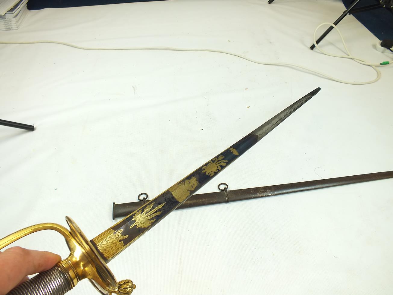 A GOOD BLUED AND GILT 1796 PATTERN INFANTRY OFFICER'S SWORD, 82.5cm blade by J.J. Runkel of - Image 9 of 17