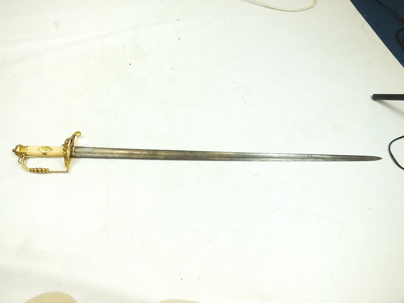 A GEORGIAN INFANTRY OFFICER'S FIVE-BALL SPADROON, 81cm blade decorated with crowned GR cyphers, - Bild 2 aus 15