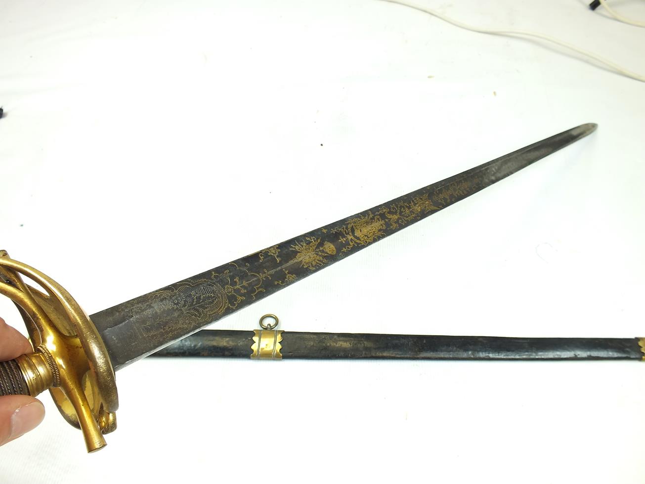 A 1796 PATTERN HEAVY CAVALRY OFFICER'S DRESS SWORD, 87.5cm broad blade profusely decorated with - Image 14 of 25