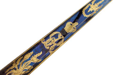 A GOOD BLUED AND GILT 1796 PATTERN INFANTRY OFFICER'S SWORD, 82.5cm blade by J.J. Runkel of - Image 2 of 17