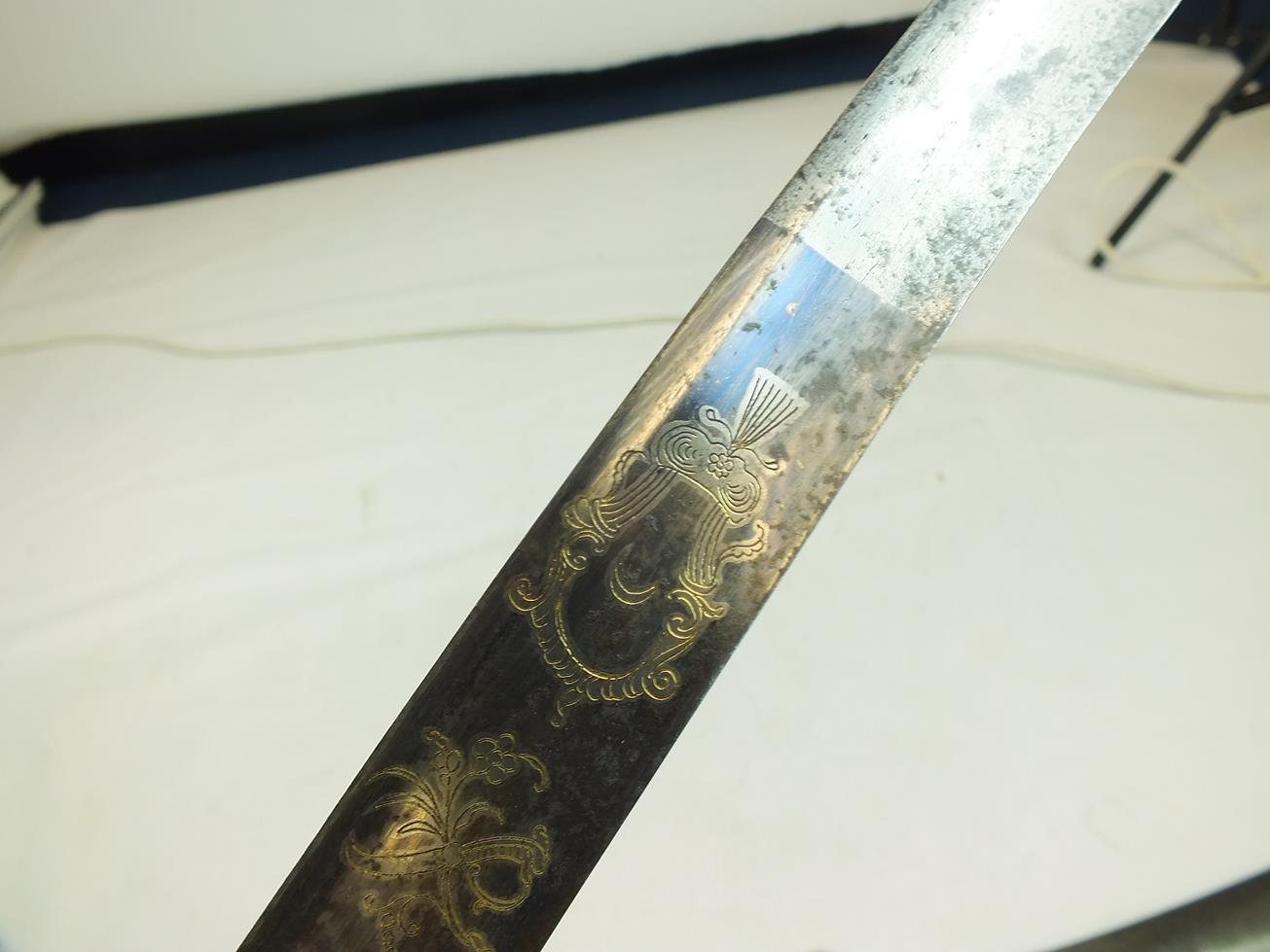 A GEORGIAN CAVALRY SABRE, 82.5cm curved blade decorated with stands of arms, crescent motifs, a - Image 10 of 15