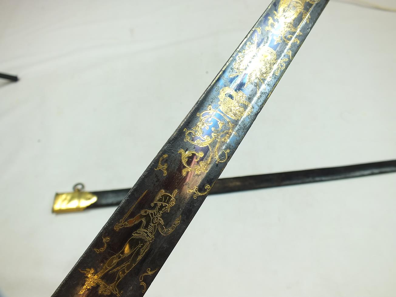 A 1796 PATTERN HEAVY CAVALRY OFFICER'S DRESS SWORD, 87.5cm broad blade profusely decorated with - Image 5 of 25