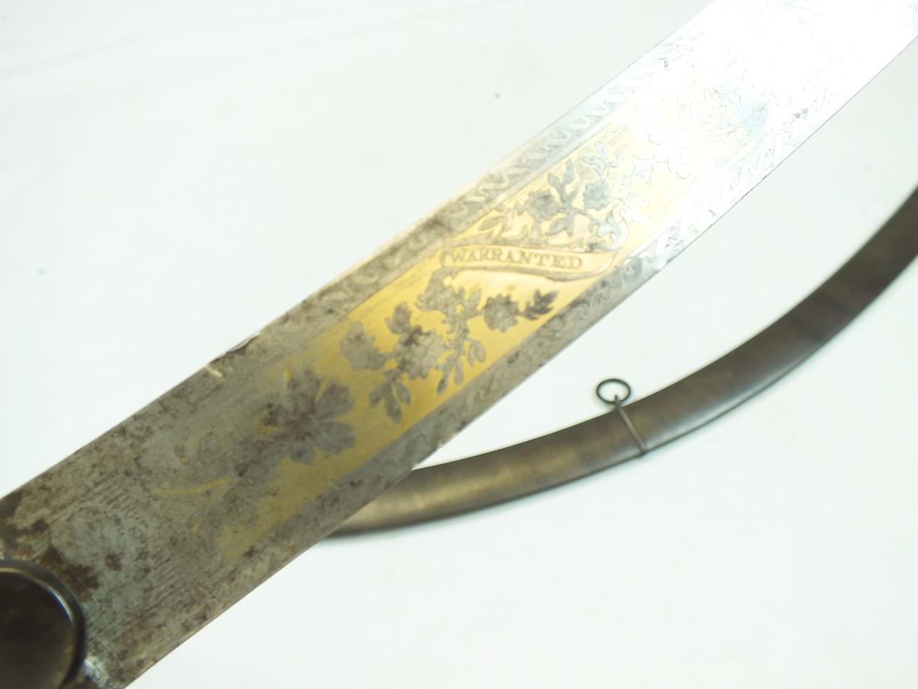 A FINE LIGHT WEIGHT 1796 PATTERN CAVALRY OFFICER'S SWORD, 69cm blade finely frost etched and gilt - Image 4 of 24