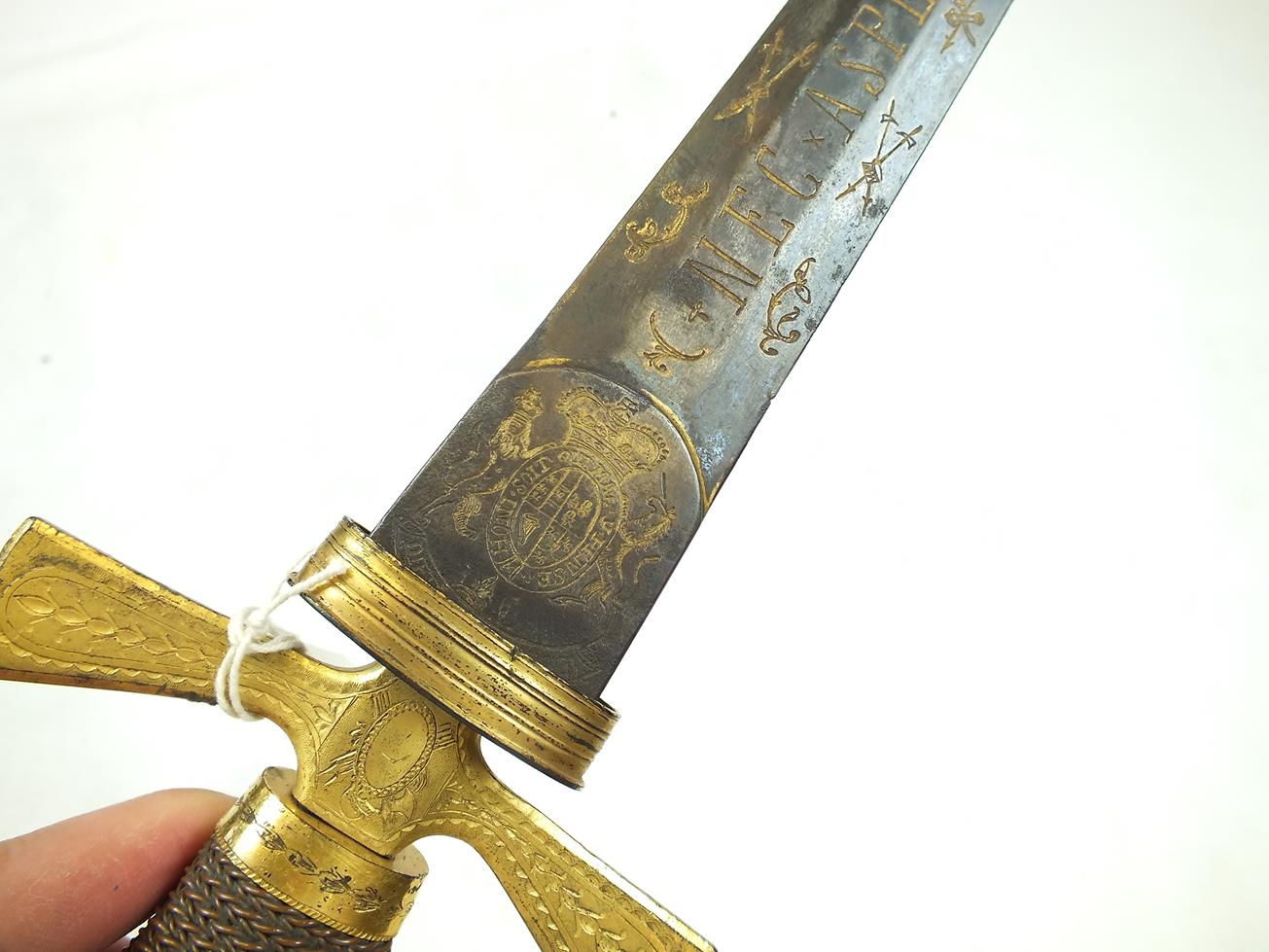 A GEORGIAN SHORT SWORD TO THE GRENADIER GUARDS, 60.5cm flattened diamond section gladius style - Bild 10 aus 17