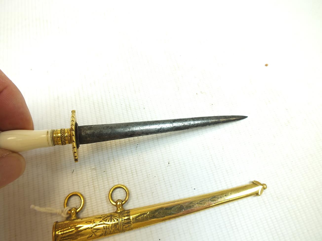 A GEORGIAN NAVAL DIRK FOR A BOY, 11.5cm flattened rounded diamond section blade etched along it's - Image 5 of 16