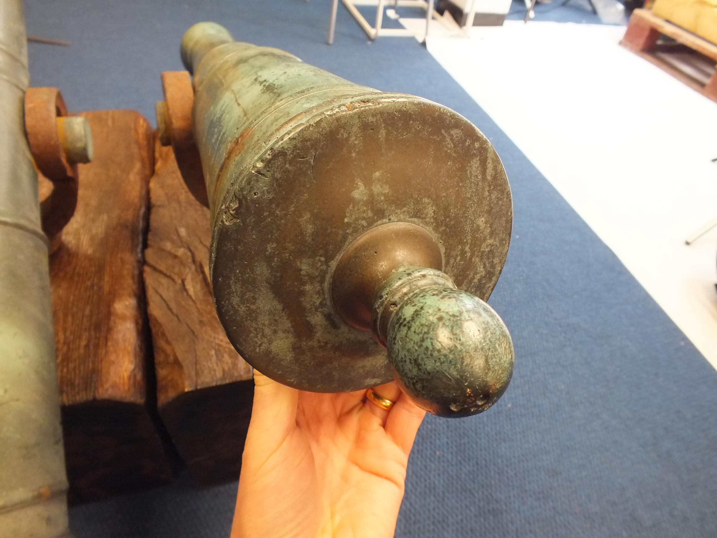 A PAIR OF AMERICAN SWIVEL MOUNTED BRONZE CANNON, 35.75inch five-stage barrels with swollen 15/ - Image 16 of 20