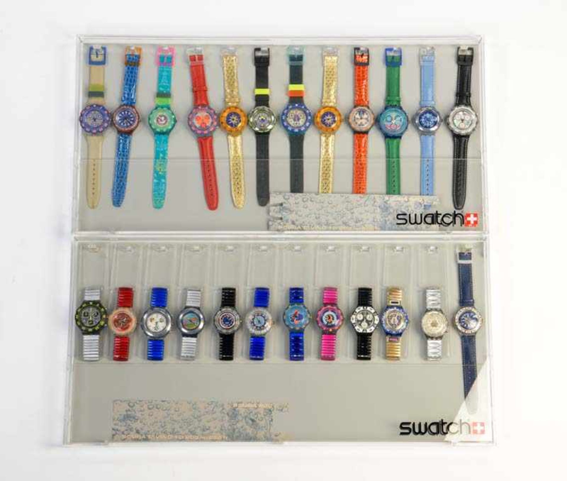 Swatch, 2 Displays mit 24 Uhren, Swiss made, neuwertig Swatch, 2 Displays with 24 Watches, Swiss