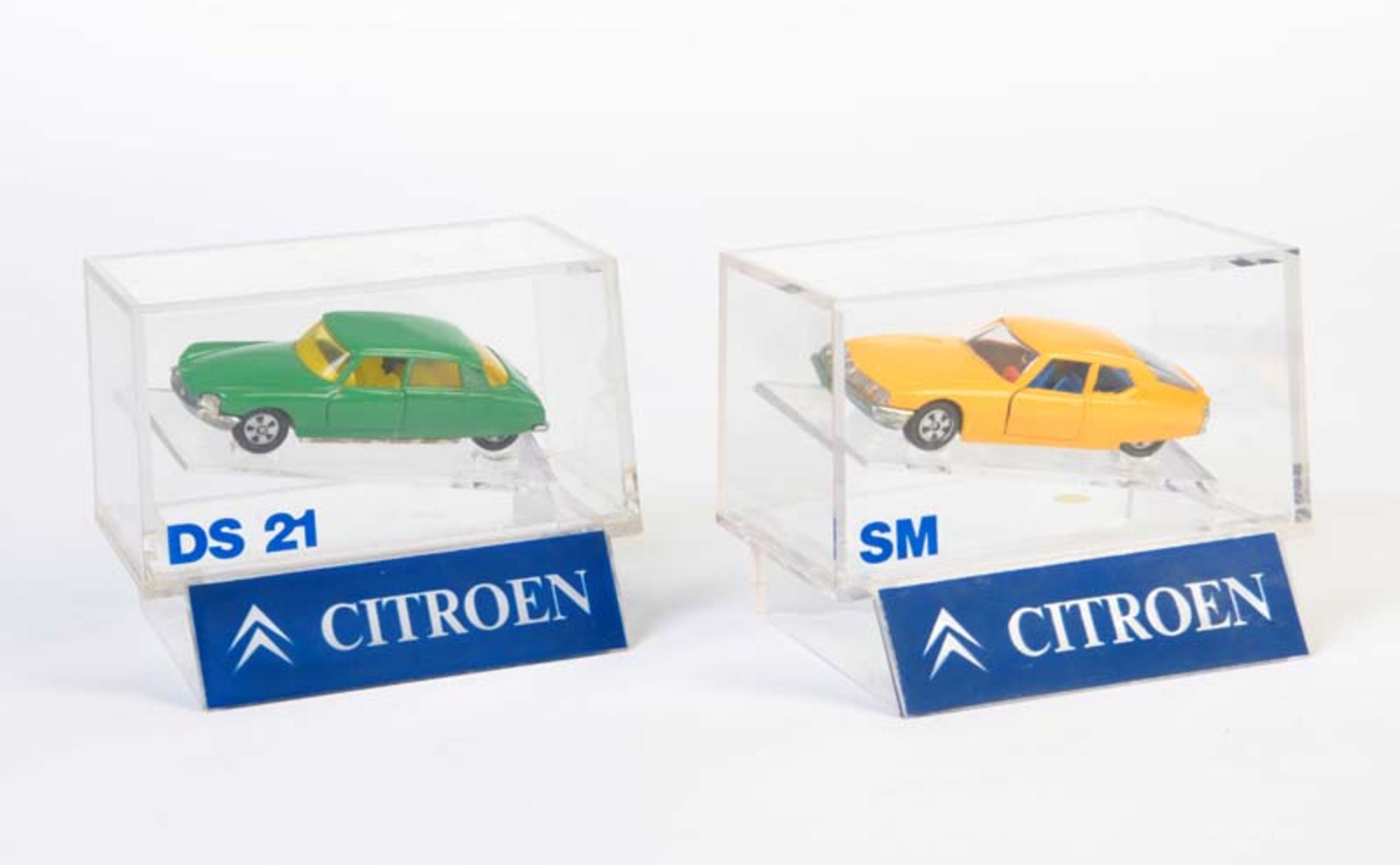 Siku, Citroen D 21 + Citroen SM, W.-Germany, 1:66, Druckguss, mit Display, Z 1Siku, Citroen D 21 +