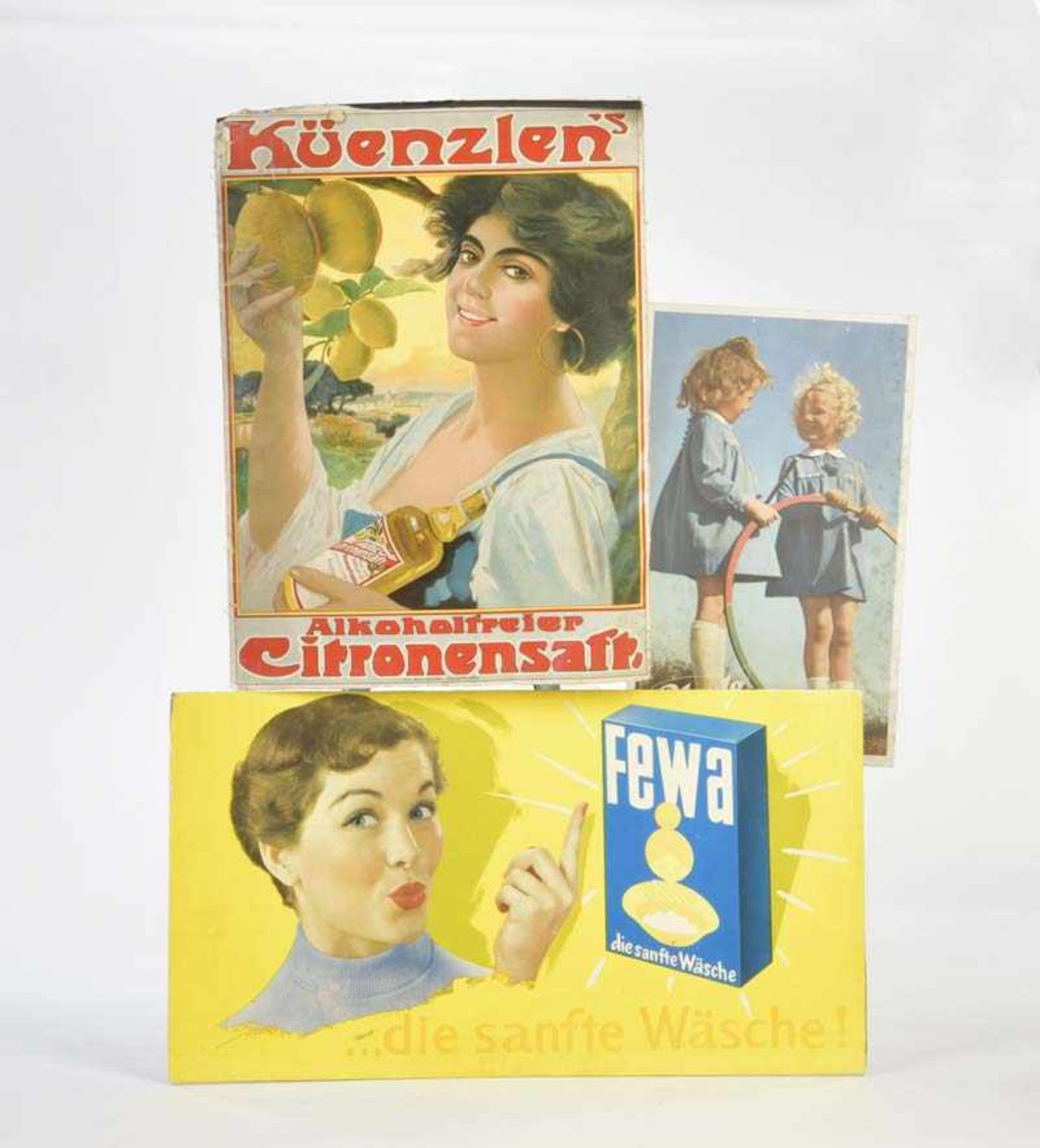 2 Werbeaufsteller + Plakat "Bleyle", "Fewa Wäsche" + "Kuenzlen's Citronensaft", Pappe + Stoff, Z 2-