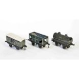 Bing, 3 Wagons, Germany VK, Spur 1, 18-20 cm, Blech, min. LM, 1 Achse beschädigt, bitte besichtigen,