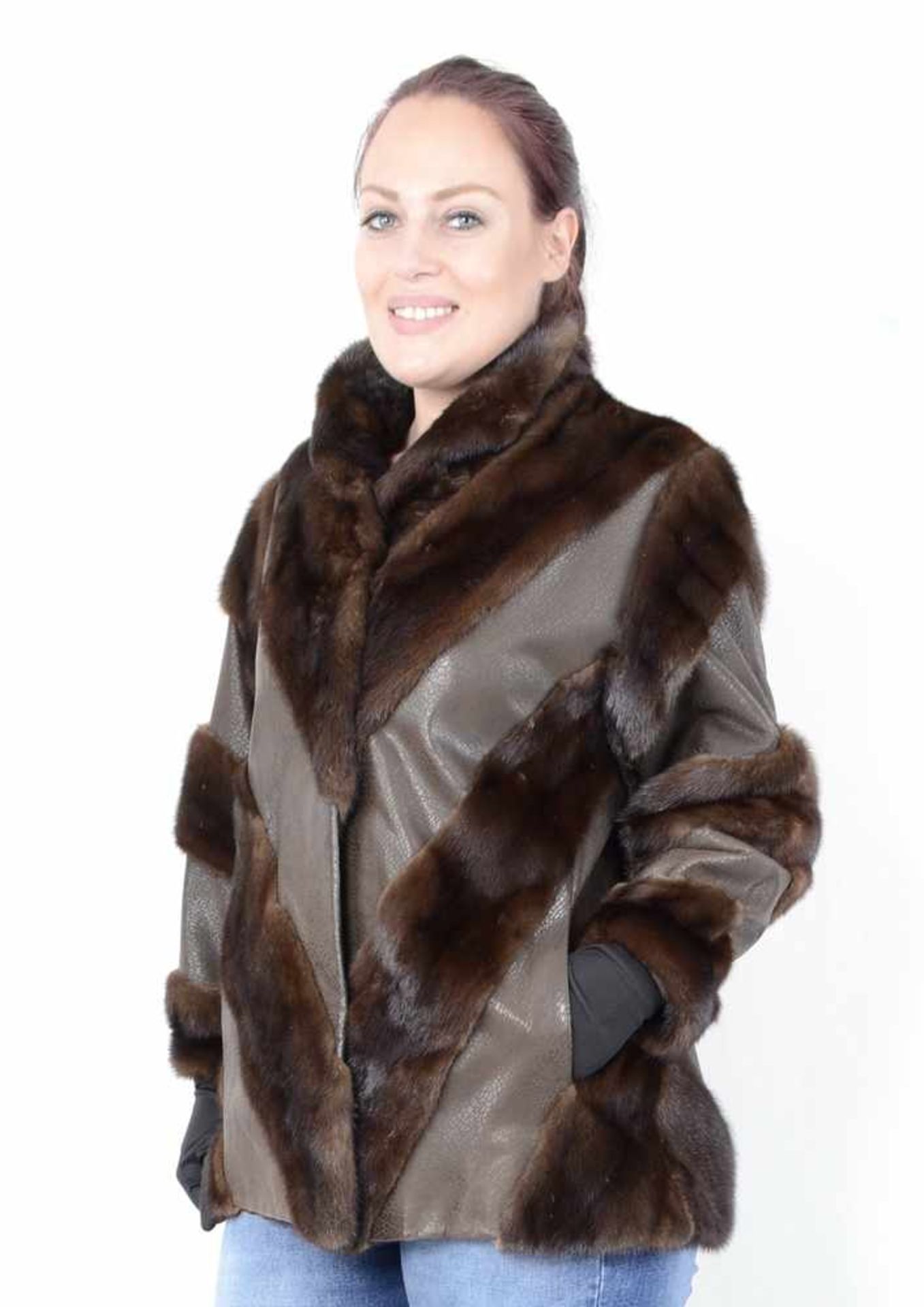 Braune, ausgefallende Nerzjacke, Pelzjacke aus Leder und Nerz, brown, fancy mink jacket, leather and - Bild 12 aus 18