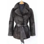 Hübsche Nutria Jacke, dunkel braun mit Ledergürtel, dressy brown Nutria Beaver Fur Jacket with