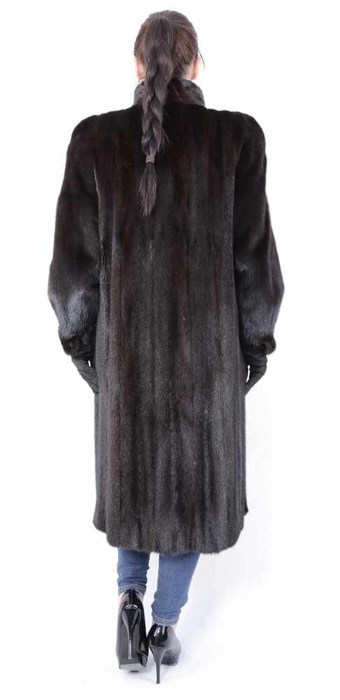 Pelzmantel, Female dunkel brauner Nerzmantel, lang, Female Mink fur Coat, full length, Size: 40 / - Image 2 of 17