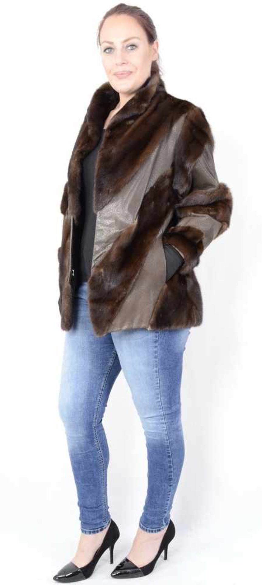 Braune, ausgefallende Nerzjacke, Pelzjacke aus Leder und Nerz, brown, fancy mink jacket, leather and - Bild 15 aus 18