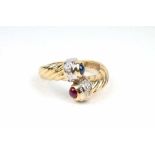 Zwei Color Edelstein - Ring 18K 750 GoldringGG 750/000, gedrehte Arbeit mit zwei Edelsteinen,