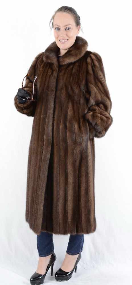 Pelzmantel Demi Buff SAGA MINK Nerzmantel, lang, SAGA Mink Fur Coat, full Lenght, Size: 44 / - Image 16 of 18