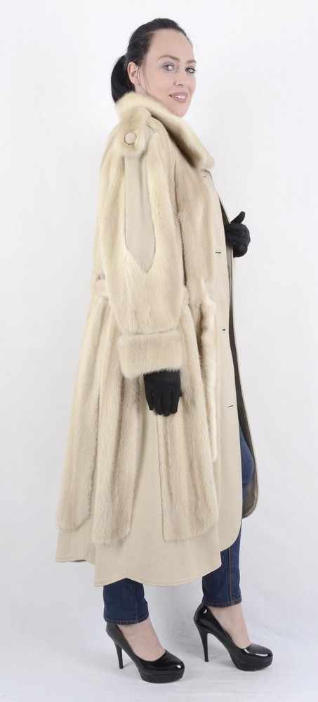 Pelzmantel, ausgefallender Nerzmantel beige mit Leder abgesetzt und Gürtel, amazing beige Mink fur - Image 3 of 8