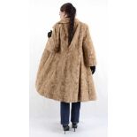 Pelzmantel, Nerzmantel Stückel Nerz (Thiliki), beige, lang, beige Mink fur Coat, full length,