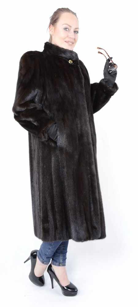 Pelzmantel, Female dunkel brauner Nerzmantel, lang, Female Mink fur Coat, full length, Size: 40 / - Image 17 of 17