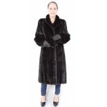 Dunkel brauner Nerzmantel Pelzmantel lang, Mink Fur Coat, dark Brown,full length, Size 42 / XL