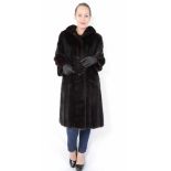 Nerzmantel dunkel braun, leicht! Pelzmantel, female dark brown Mink fur coat, full length, Size: