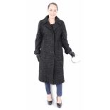 Langer schwarzer Persianer Pelzmantel, black Persian Lamb Fur Coat, Full length, Size 40 / LModerner
