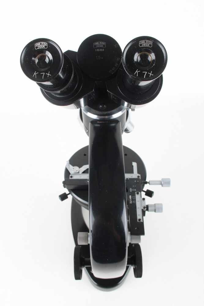Lomo / Carl Zeiss Stereomikroskop MBI 3,Russland um 1970, Metall, schwarz lackiert, Hufeisenfuß, - Image 3 of 6