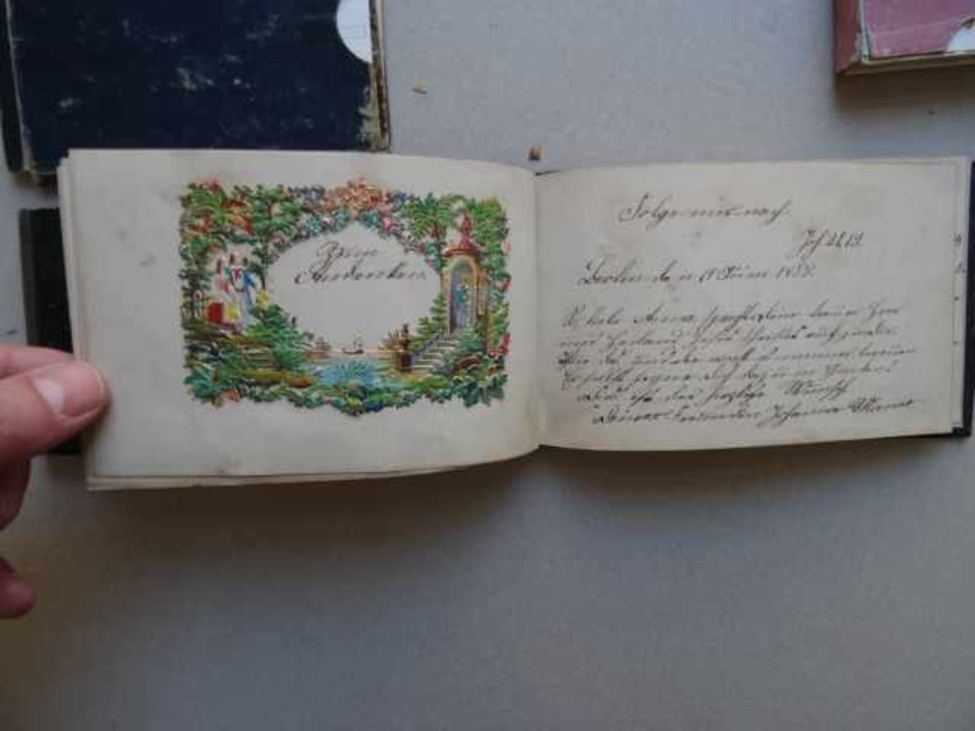 Stammbücher.- Konvolut von 8 Stammbüchern. 1835 - 1914. Mit zahlr. handschriftlichen Einträgen, - Bild 5 aus 5