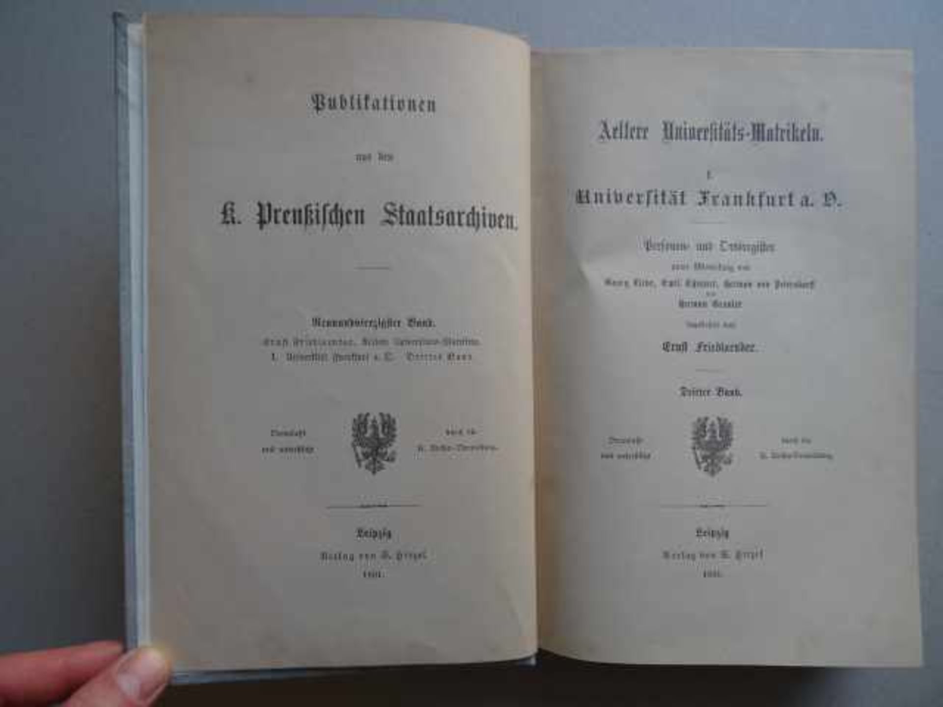 Bibliographie.- Friedlaender, E. (Hrsg.). Aeltere Universitäts-Matrikeln. I. Universität Frankfurt - Bild 2 aus 3