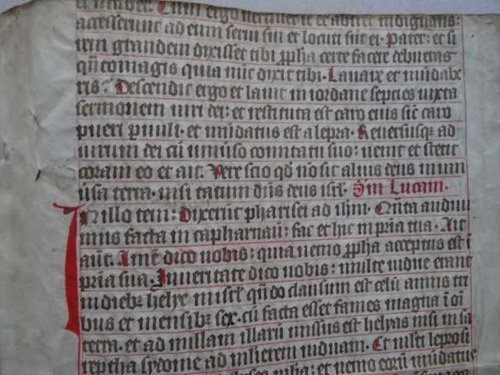 Theologie.- Makulatur-Umschlag. Lateinische Handschrift (gotische Minuskel) auf Pergament. Um - Bild 3 aus 4