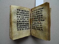 Äthiopische Handschrift.-Manuskript in schwarzer und roter Tinte auf Pergament. Um 1890. 16°. 5