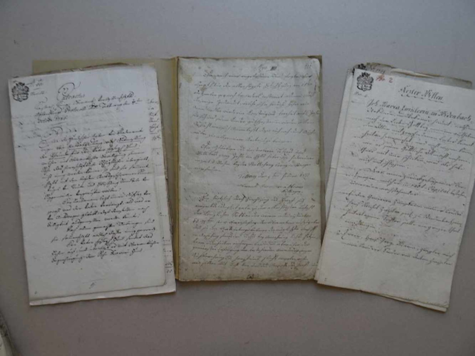 Baden-Württemberg.-Konvolut von 15 handschriftlichen Notariats-Schreiben, Verträgen, beglaubigten - Bild 2 aus 2