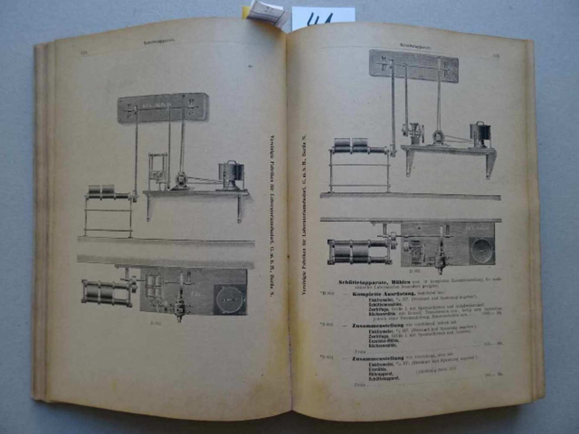 Firmenkataloge.-Preis-Verzeichnis über Apparate und Gerätschaften für alle Laboratoriums-Arbeiten im - Image 3 of 4