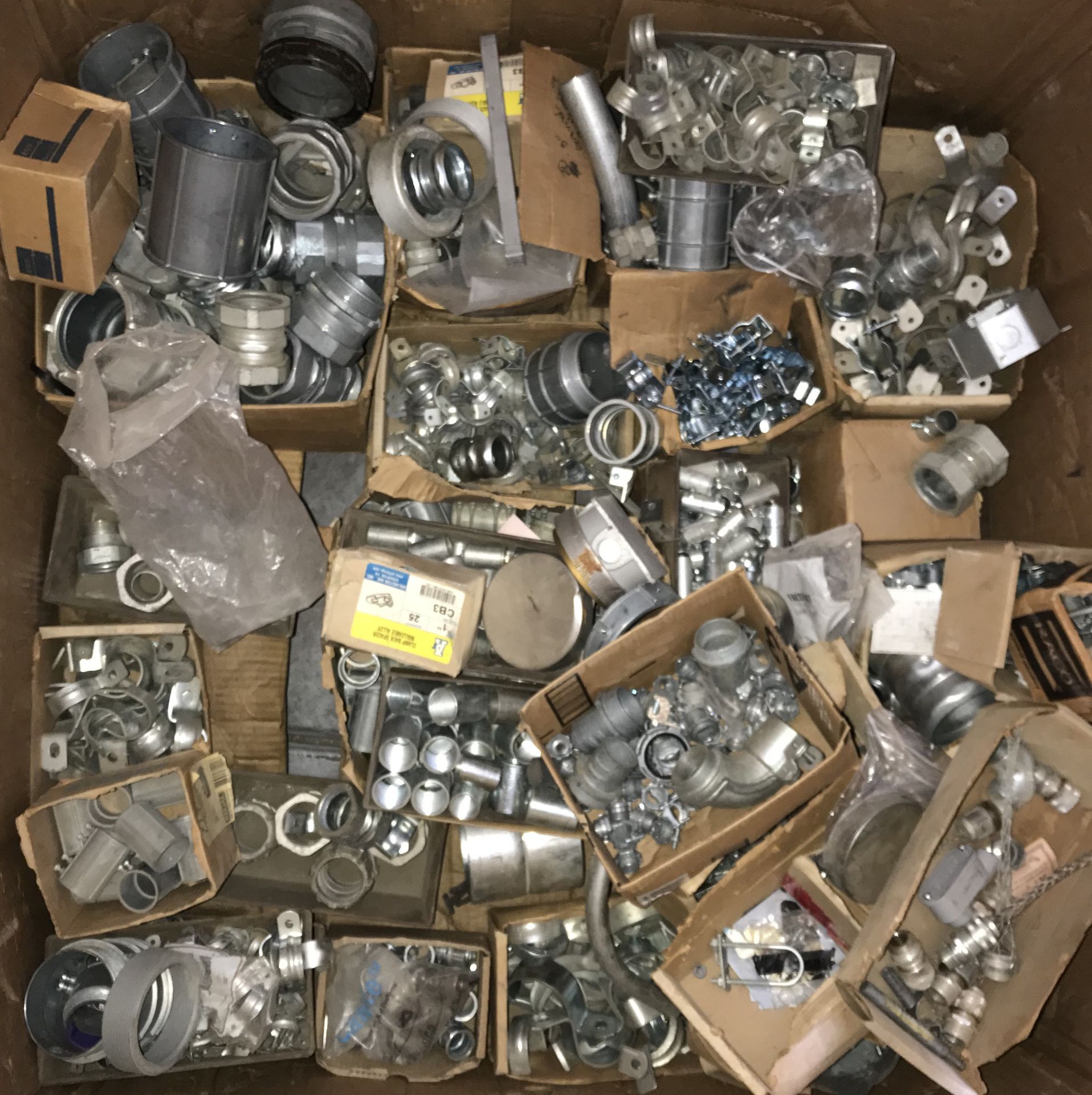 VARIETY OF INDUSTRIAL ELECTRICAL EQUIPMENT, OVER 10 ITEMS (OVER 10 OF EACH)
