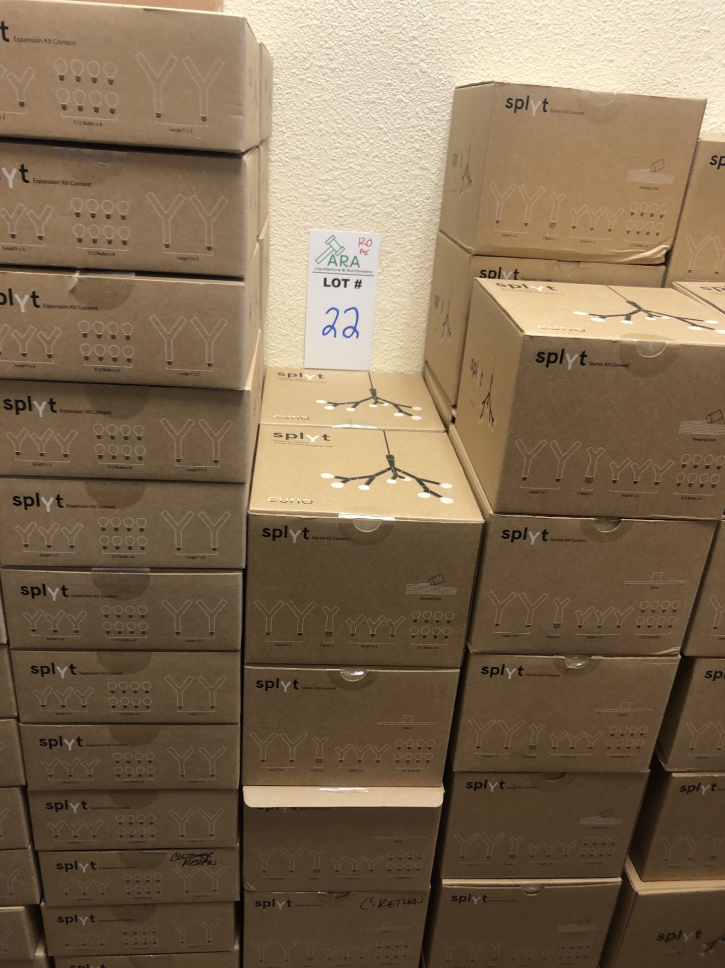 140 BOXES OF SPLYT DECORATIVE LIGHTING SYSTEMS $20,000 RETAIL VALUE PACKAGE - Image 3 of 6