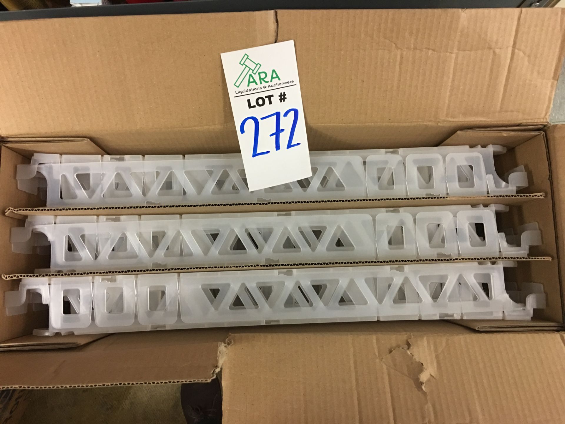 BRAND NEW STILL IN BOX VISIBILITY SLIDE(VISI-SLIDE) 10/12 OZ. CAN 10 WIDE, 6 TRAYS PER CARTON!!!!!