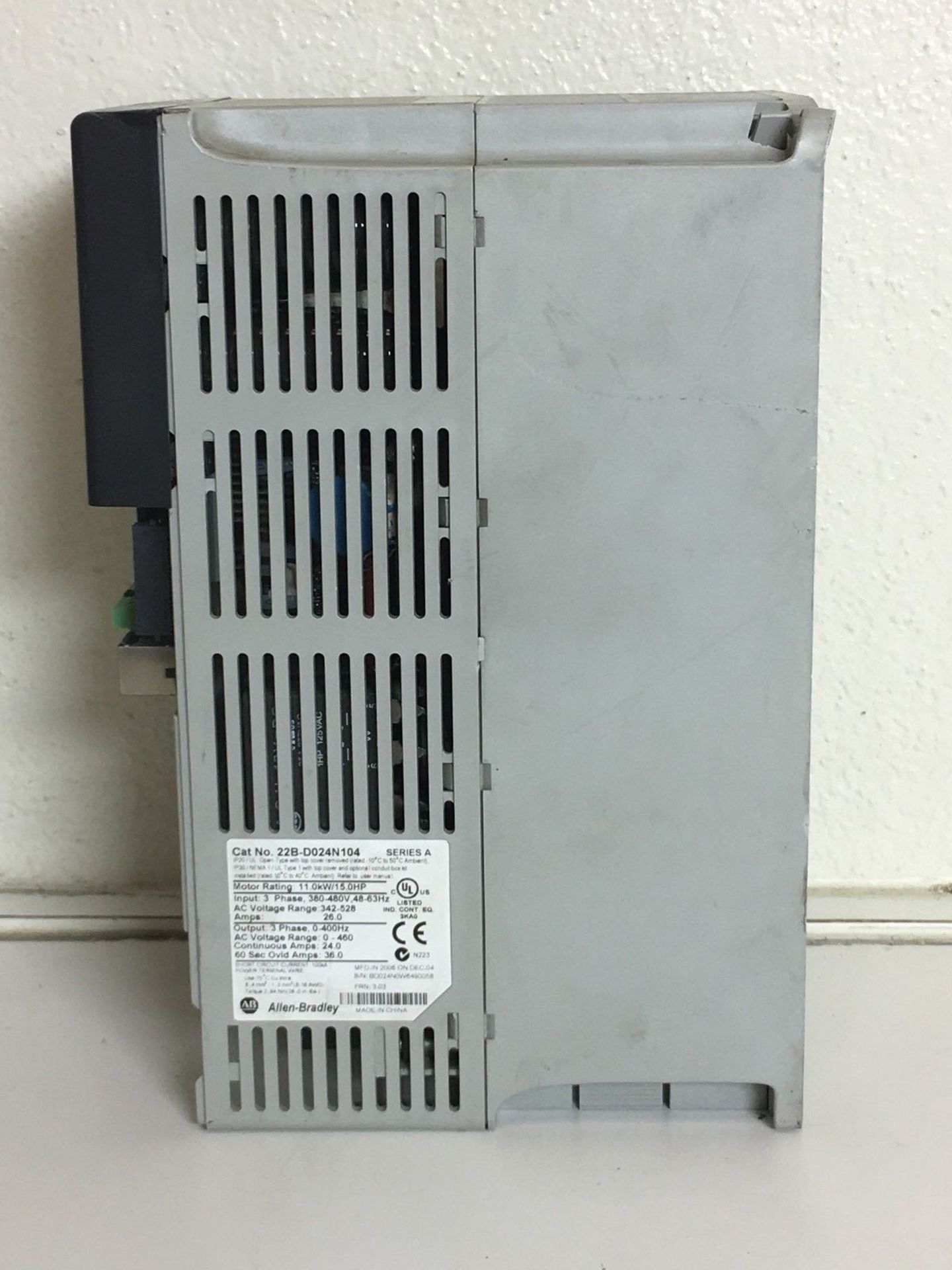 ALLEN BRADLEY 22B-D024N104 POWERFLEX 40 DRIVE 15HP 480V, - Image 2 of 2