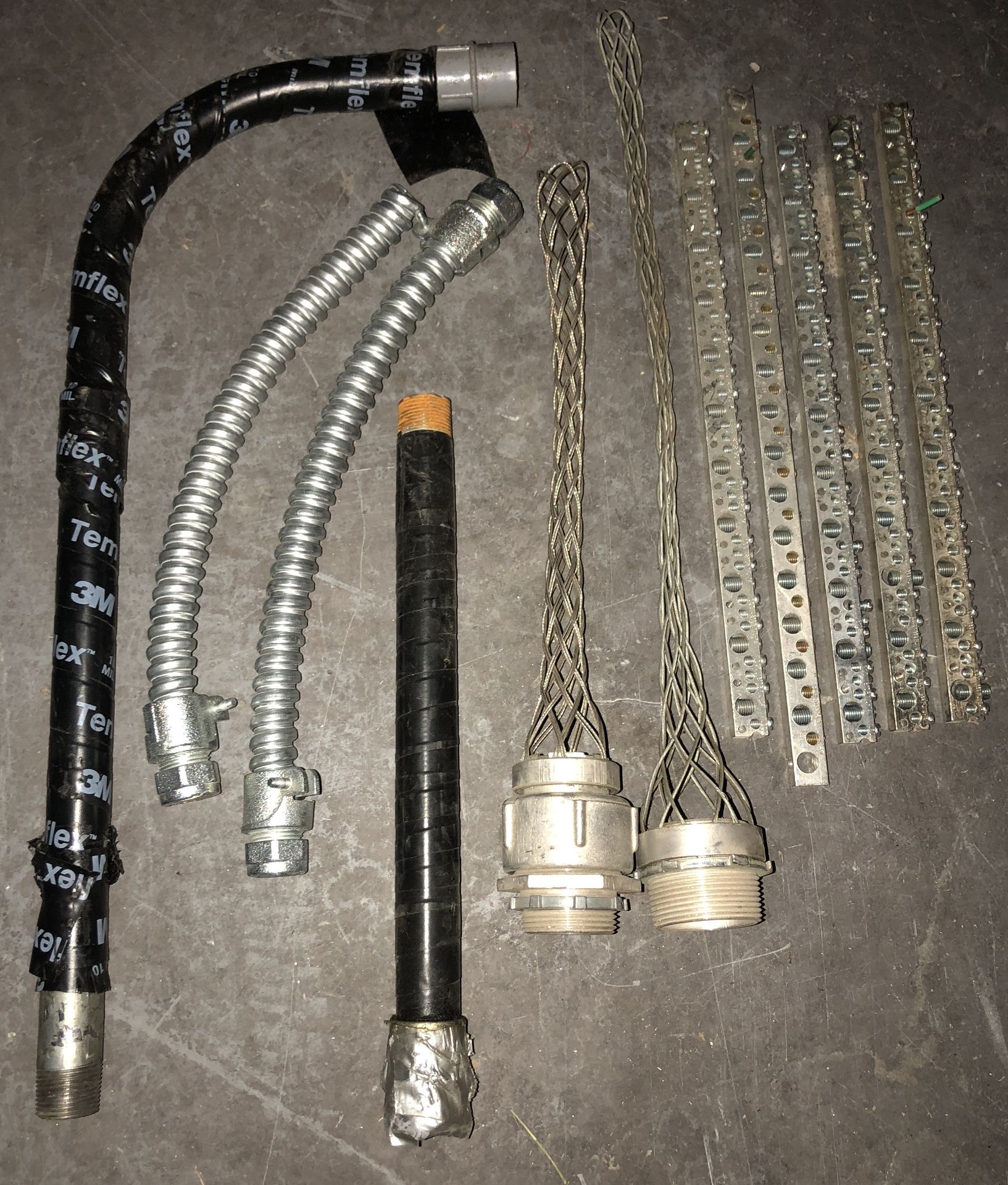 MISC LOT INDUSTRIAL ELECTRICAL SUPPLIES - Bild 2 aus 2