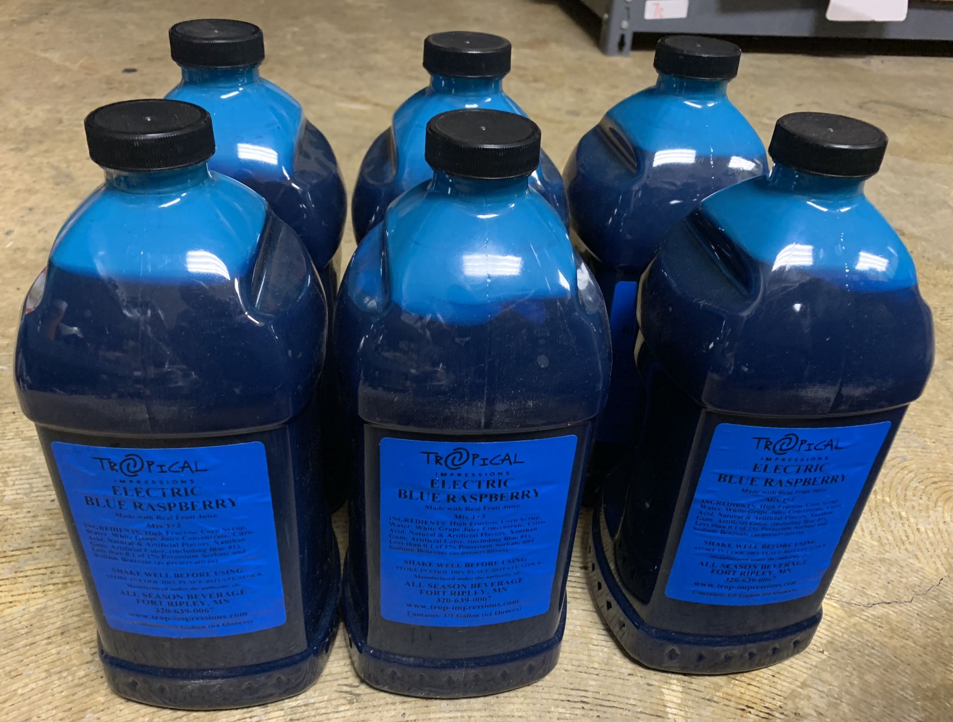 6 BOTTLES X 1/2 GALLON ELECTRIC BLUE RASBERRY TROPICAL IMPRESSIONS MIX