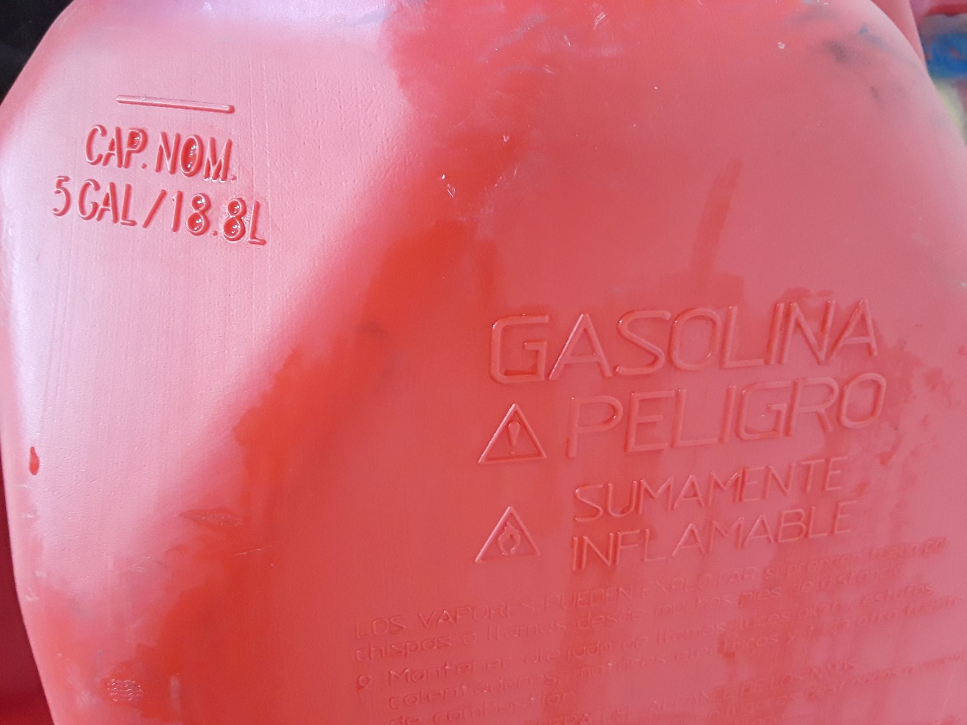 Gas Cans Quanity 11 total - Image 3 of 6