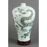 Chinese meiping porcelain vase with shaped cilyndrical body, small neck and blue painted dragon