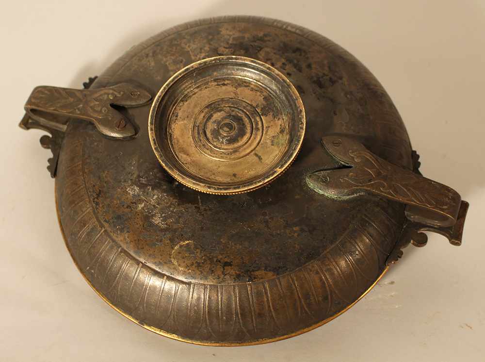 A very fine bronze bowl after the ancient, in Helenistic style; round shape on low foot with two - Image 3 of 3