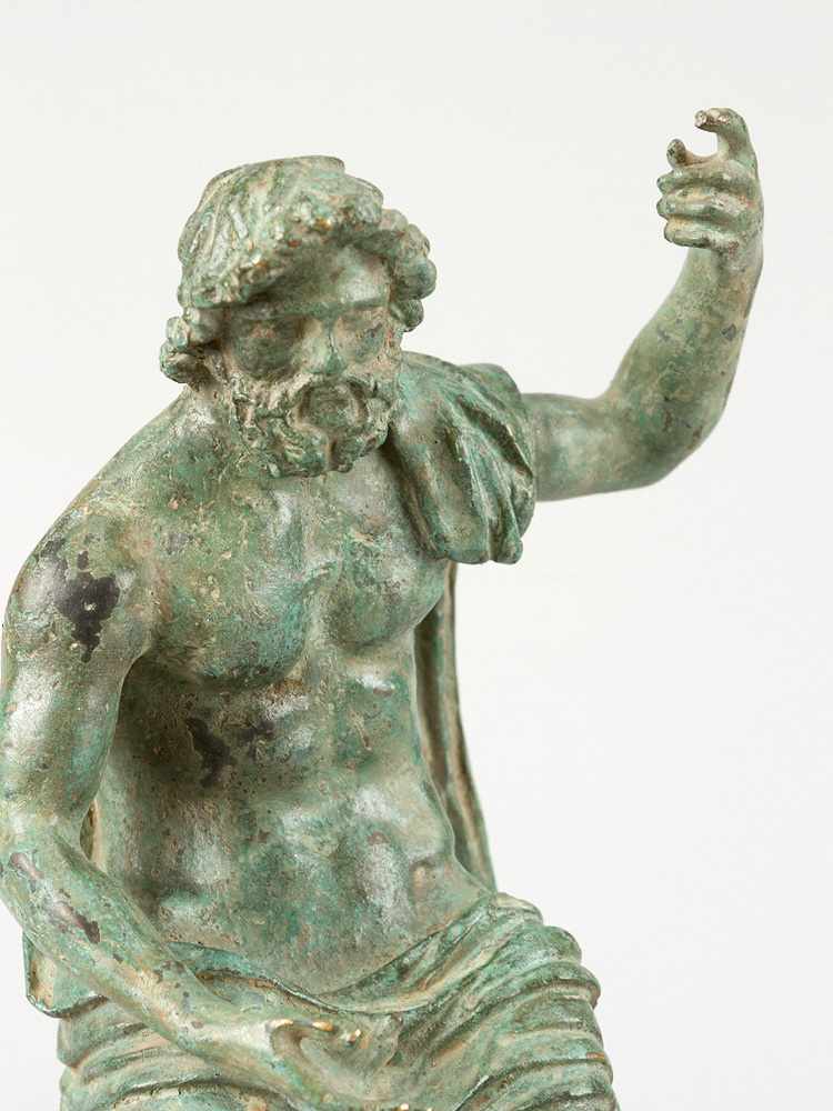 Apollo Bronze Sculpture, in ancient manner, full bronze cast, handfinished with verdigris and dark - Bild 3 aus 3